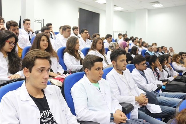 BÜLENT ECEVİT ÜNİVERSİTESİ TIP FAKÜLTESİ TARAFINDAN TIP FAKÜLTESİ DEKANLIK BİNASINDA 2016-2017 AKADEMİK YILI ORYANTASYON PROGRAMI DÜZENLENDİ. (SERTAÇ ÖZDEMİR/ZONGULDAK-İHA)