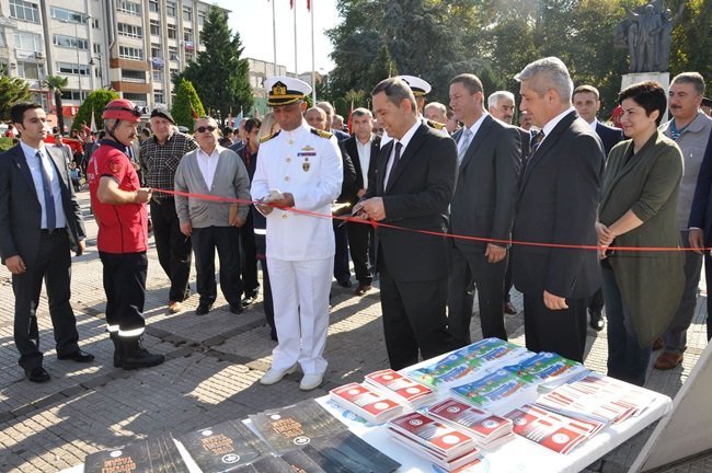 ZONGULDAK'IN EREĞLİ İLÇESİNDE İTFAİYE TEŞKİLATININ 302. KURULUŞ YIL DÖNÜMÜ DOLAYISIYLA ETKİNLİK DÜZENLENDİ. (VEDAT KILIÇ/ZONGULDAK-İHA)