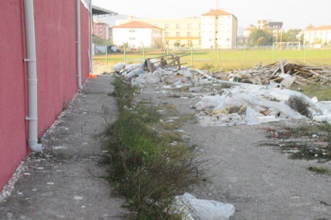 İDDİAYA GÖRE OLAY, DÜN AKŞAM SAATLERİNDE ÇAYCUMA İLÇESİ YENİ MAHALLE’DEKİ FUTBOL SAHASININ YAKININDA MEYDANA GELDİ. (EMRAH YILDIZ/ZONGULDAK-İHA)