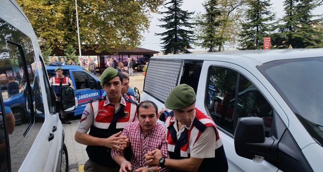 ZONGULDAK’TA GEÇEN 24 ŞUBAT’TA MEYDANA GELEN OLAYDA, 23 YAŞINDAKİ NECLA SAĞLAM’IN BOĞAZININ KESİLEREK ÖLDÜRÜLMESİ OLAYIYLA İLGİLİ TUTUKLU BULUNAN ALÇI USTASI TOLGA K., SUÇLAMALARIN HİÇBİRİNİ KABUL ETMEDİ. (ONUR ALTINDAĞ - SERTAÇ ÖZDEMİR/ZONGULDAK-İHA)