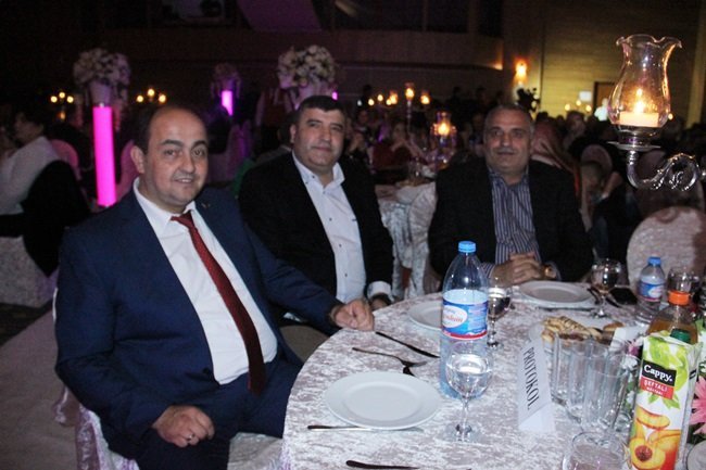 ALAPLI BELEDİYE BAŞKANI JURİ TEKİN'İN DÜĞÜN TÖRENİNE TÜRK METAL SENDİKASI GENEL BAŞKAN YARDIMCISI YUSUF ZİYA ODABAŞ'TA KATILDI. (VEDAT KILIÇ/ZONGULDAK-İHA)