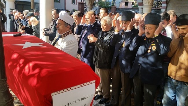 ZONGULDAK’TA VEFAT EDEN 86 YAŞINDAKİ KORE GAZİSİ SELAHATTİN BİRKAN, ASKERİ TÖRENLE SON YOLCULUĞUNA UĞURLANDI. (SERTAÇ ÖZDEMİR/ZONGULDAK-İHA)