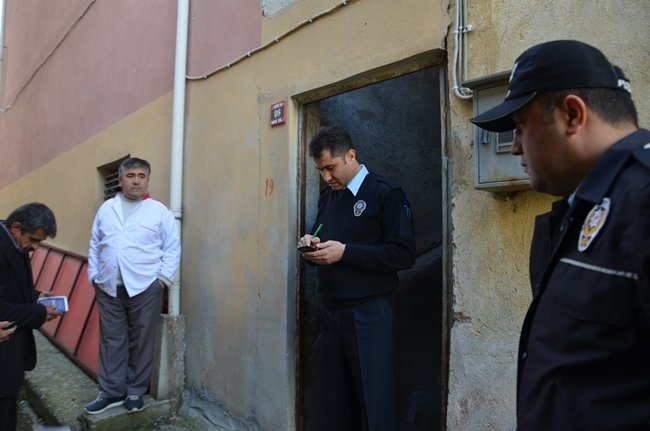 YALNIZ YAŞAYAN AHMET GÜNGÖRMEZ, EVİNDE ÖLÜ BULUNDU. (EMRE YILMAZ/KASTAMONU-İHA)