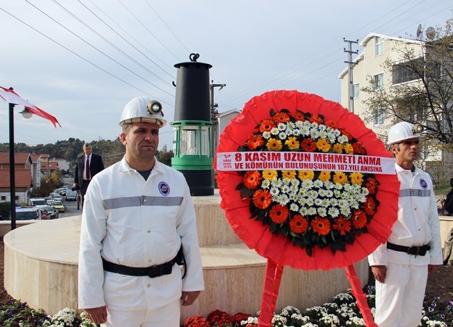 EREĞLİ İLÇESİNDE 8 KASIM KÖMÜR'ÜN BULUN UŞU VE UZUN MEHMET'İ ANMA GÜNÜ NEDENİYLE TÖREN DÜZENLENDİ. (VEDAT KILIÇ/ZONGULDAK-İHA)