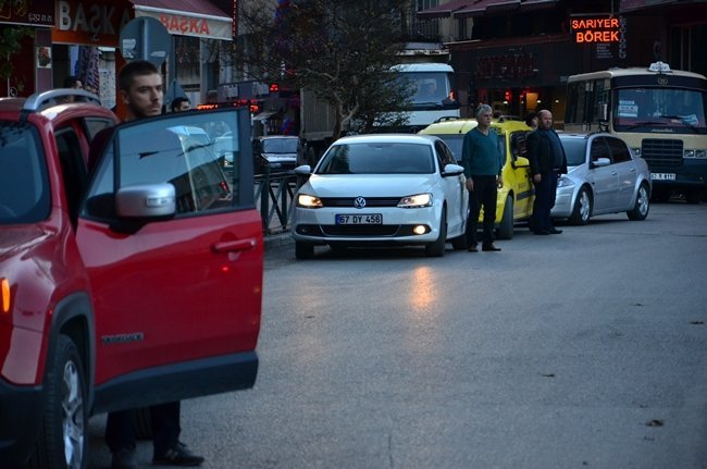 ZONGULDAK’TA ULU ÖNDER MUSTAFA KEMAL ATATÜRK, EBEDİYETE İNTİKALİNİN 78. YIL DÖNÜMÜNDE DÜZENLENEN TÖRENLE ANILDI. (ONUR ALTINDAĞ - SERTAÇ ÖZDEMİR/ZONGULDAK-İHA)