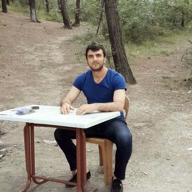 KARABÜK’TE, 31 YAŞINDAKİ ESKİ ÜLKÜ OCAKLARI İL BAŞKANI NİYAZİ ASAR, KENDİSİNİ AĞACA ASARAK İNTİHAR ETTİ. (YASİN ERDEM/KARABÜK-İHA)