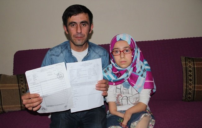 HÜSEYİN KALAYCI, 11 YAŞINDAKİ KIZI KADER'İN TEDAVİSİ İÇİN YARDIM İSTEDİ. (ERTUĞRUL YÜKSEL/ZONGULDAK-İHA)