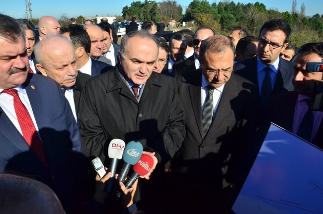 BİLİM, SANAYİ VE TEKNOLOJİ BAKANI FARUK ÖZLÜ, FİLYOS PROJESİ’NİN UYGULANACAĞI BÖLGEDE İNCELEMELERDE BULUNDU. (ONUR ALTINDAĞ/ZONGULDAK-İHA)