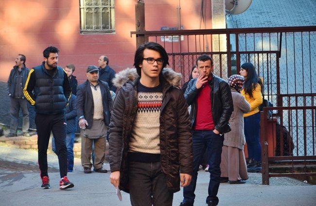 ZONGULDAK’TA, KAMU PERSONELİ SEÇME SINAVI (KPSS) ORTAÖĞRETİM OTURUMUNA GİRECEK ADAYLAR, DİDİK DİDİK ARANDIKTAN SONRA SINIFLARA ALINDI. (SERTAÇ ÖZDEMİR/ZONGULDAK-İHA)