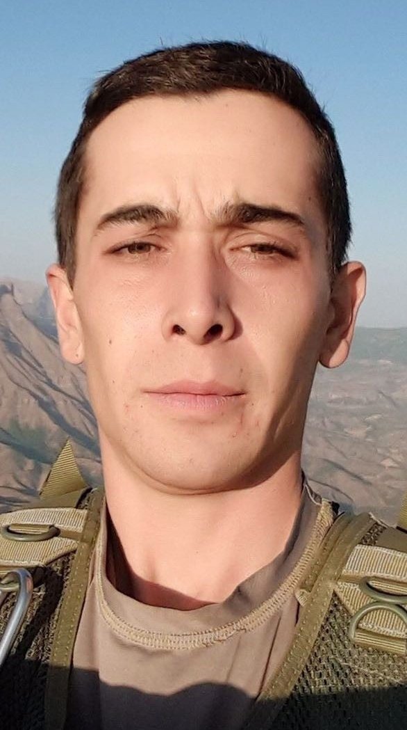 HAKKARİ’NİN ŞEMDİNLİ İLÇESİNDE PKK’LI TERÖRİSTLERİN DÜZENLEDİĞİ HAVAN SALDIRISINDA ŞEHİT OLAN UZMAN ERBAŞ COŞKUN İŞLEYEN’İN NAAŞI TSK’YA AİT UÇAKLA ZONGULDAK HAVALİMANI’NA GETİRİLDİ. (EMRAH YILDIZ/ZONGULDAK-İHA)