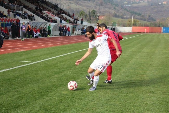 SPOR TOTO 2. LİG BEYAZ GRUP’TA ZONGULDAK KÖMÜRSPOR, SAHASI ONARIMDA OLDUĞU İÇİN DEVREK İLÇE STADI’NDA KARŞILAŞTIĞI FETHİYESPOR İLE 1-1 BERABERE KALDI (SERTAÇ ÖZDEMİR/ZONGULDAK-İHA)