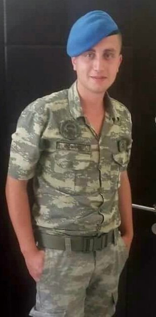 KAYSERİ’DE ÇARŞI İZNİNE ÇIKAN ASKERLERE YÖNELİK DÜZENLENEN BOMBALI SALDIRIDA AİLESİ ZONGULDAK’IN EREĞLİ İLÇESİNDE YAŞAYAN ER KENAN DÖNGEL ŞEHİT OLDU. (VEDAT KILIÇ/ZONGULDAK-İHA)