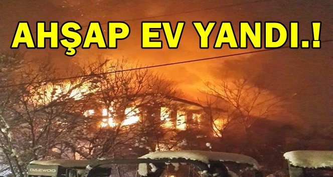 3 katlı ahşap evde yangın…