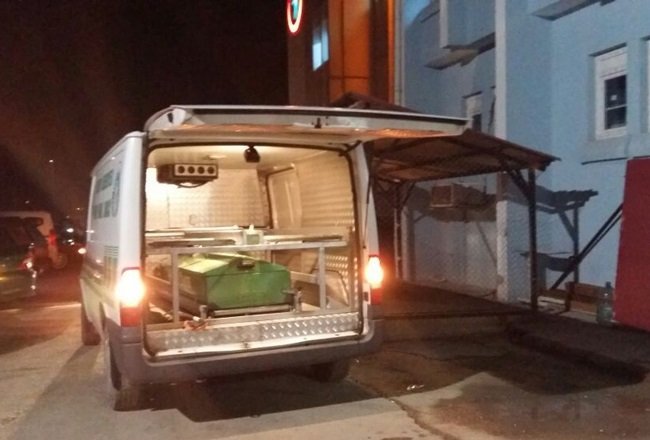 BARTIN’DA ÇALIŞTIĞI İNŞAATTAN DÜŞEN İŞÇİ HAYATINI KAYBETTİ. İŞÇİNİN CENAZESİ MORGA KALDIRILDI. (MUSTAFA KURT/BARTIN-İHA)