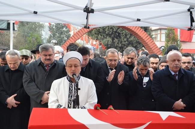 CENAZE NAMAZINI İL MÜFTÜSÜ MÜRSEL ÖZTÜRK KILDIRDI. (FİKRİ ERDEM - ONUR ALTINDAĞ - SERTAÇ ÖZDEMİR/ZONGULDAK-İHA)