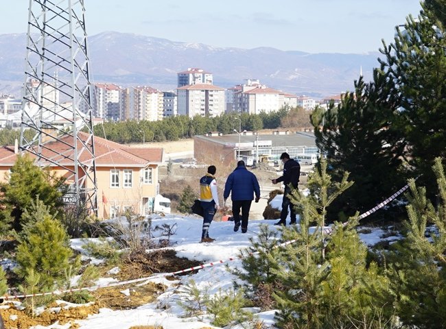 KASTAMONU'DA ELEKTRİK DİREĞİNE ÇIKAN İŞÇİ, AKIMA KAPILARAK HAYATINI KAYBETTİ. (VEDAT YUNUS İKİZOĞLU/KASTAMONU-İHA)