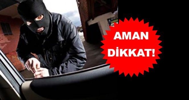 Babasının emanet ettiği otomobili, evinin önünden çaldılar