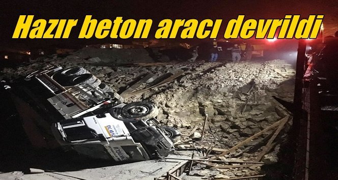 Pompa aracı, kayarak devrildi