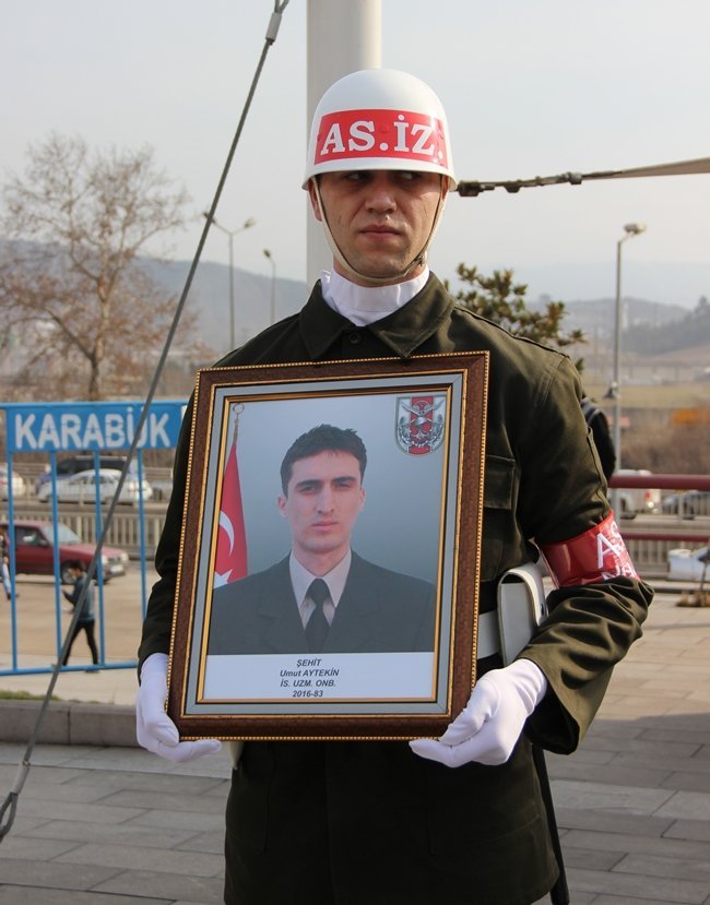 KARABÜKLÜ ŞEHİT UMUT AYTEKİN, KARABÜK'TE SON YOLCULUĞUNA UĞURLANDI. (SAMET OĞUZHAN DOĞAN - YASİN ERDEM/KARABÜK-İHA)