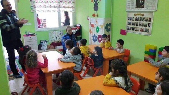 60 ÖĞRENCİYE MESLEK TANITIMI YAPILDI. (EMRAH YILDIZ/ZONGULDAK-İHA)