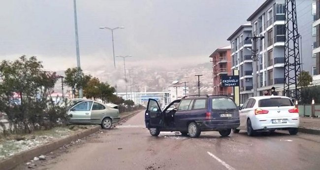 adsız