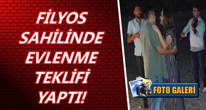 Sahilde sürpriz evlenme teklifi!…