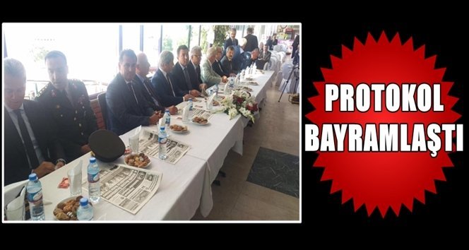 Zonguldak’ta protokol bayramlaştı…
