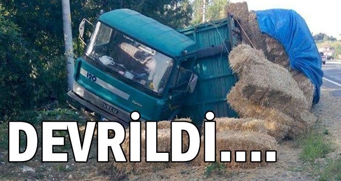 Saman yüklü kamyon devrildi…