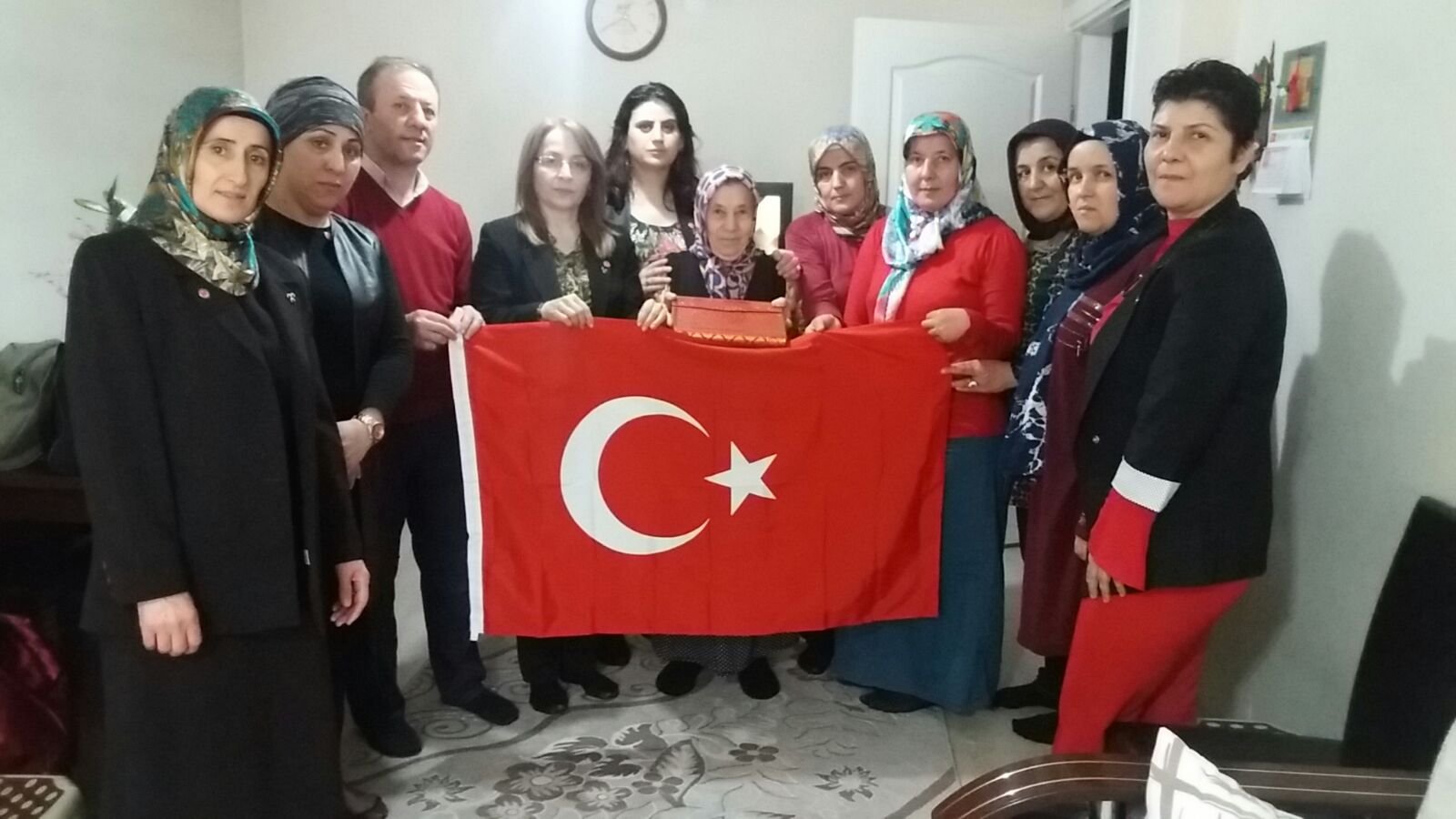 Acılar bir kez daha tazelendi!. Asenalar’dan anlamlı ziyaret