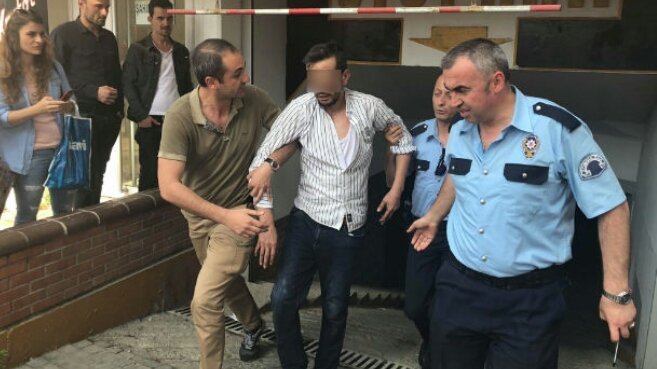 O intihardan vazgeçmedi, polis kurtarmaktan!. Yer Çaycuma…