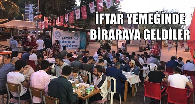 Çaycuma Ülkü Ocağından iftar yemeği…