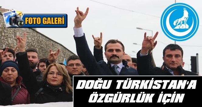 Ülkücüler Doğu Türkistan için meydanlara indiler…