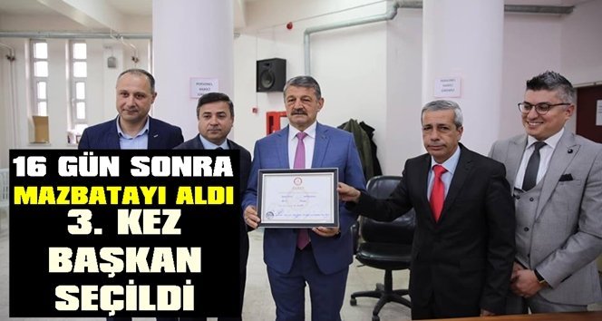 Bartın Belediye Başkanı Akın, mazbatasını aldı