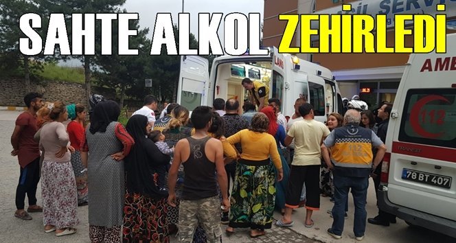 Evde yaptıkları sahte alkolü içince zehirlendiler