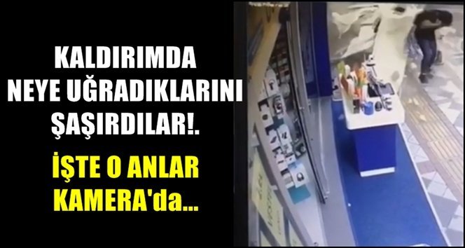 Kaldırımda neye uğradıklarını şaşırdılar