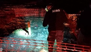 Filyos Limanı şantiyesinde  açılan sondaj kuyusunda gaz sızıntısı belirlendi.