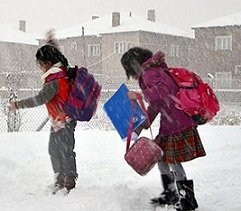Zonguldak Valiliği'nden  yüz yüze eğitime kar ertelemesi
