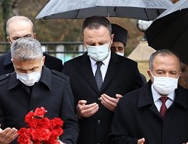 Zonguldak'ta Şehitlerimizin Kabirleri Ziyaret Edildi