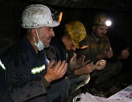 Zonguldak'ta Maden İşçileri İlk Sahurlarını Yerin Metrelerce Altında Yaptı
