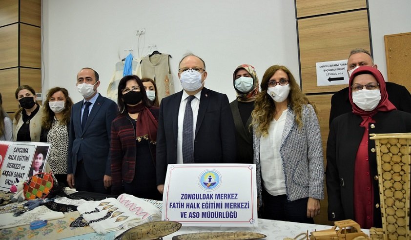 Zonguldak'ta Romanlar Gününde Sosyal Dayanışma Merkezi'nin açılışı yapıldı