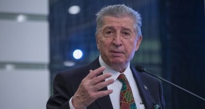 Köksal Toptan’ın ismini kullanarak yüzlerce kişiyi dolandırdı