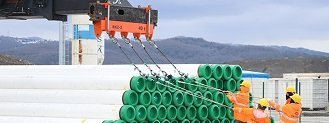 Karadeniz gazını karaya taşıyacak boru hattı için ilk kaynak temmuzda