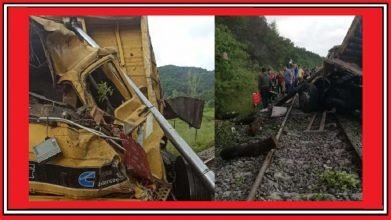 Çaycuma’da  kamyon tren yoluna devrildi, 2 kişi öldü, 2 kişi yaralandı