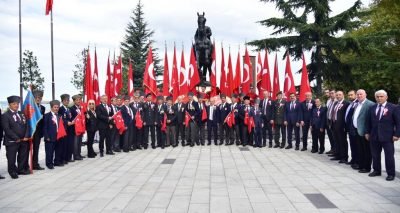 Zonguldak’ta, 19 Eylül Gaziler Günü dolayısıyla tören düzenlendi.