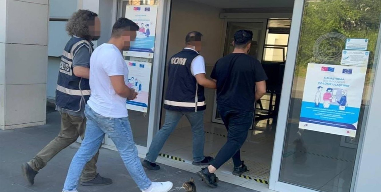 Zonguldak’ta resmi belgede sahtecilik operasyonunda 3 kişi yakalandı