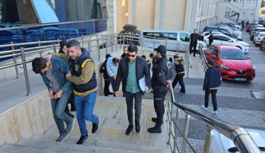 Zonguldak’ta emekli madenciyi dolandıran 5 şüpheli tutuklandı