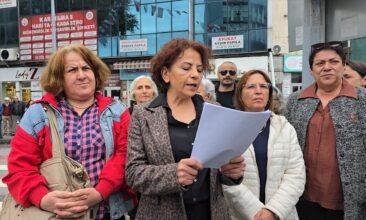 CHP Zonguldak Merkez İlçe Kadın Kolları Başkanı Sekme ve 9 yönetici istifa etti